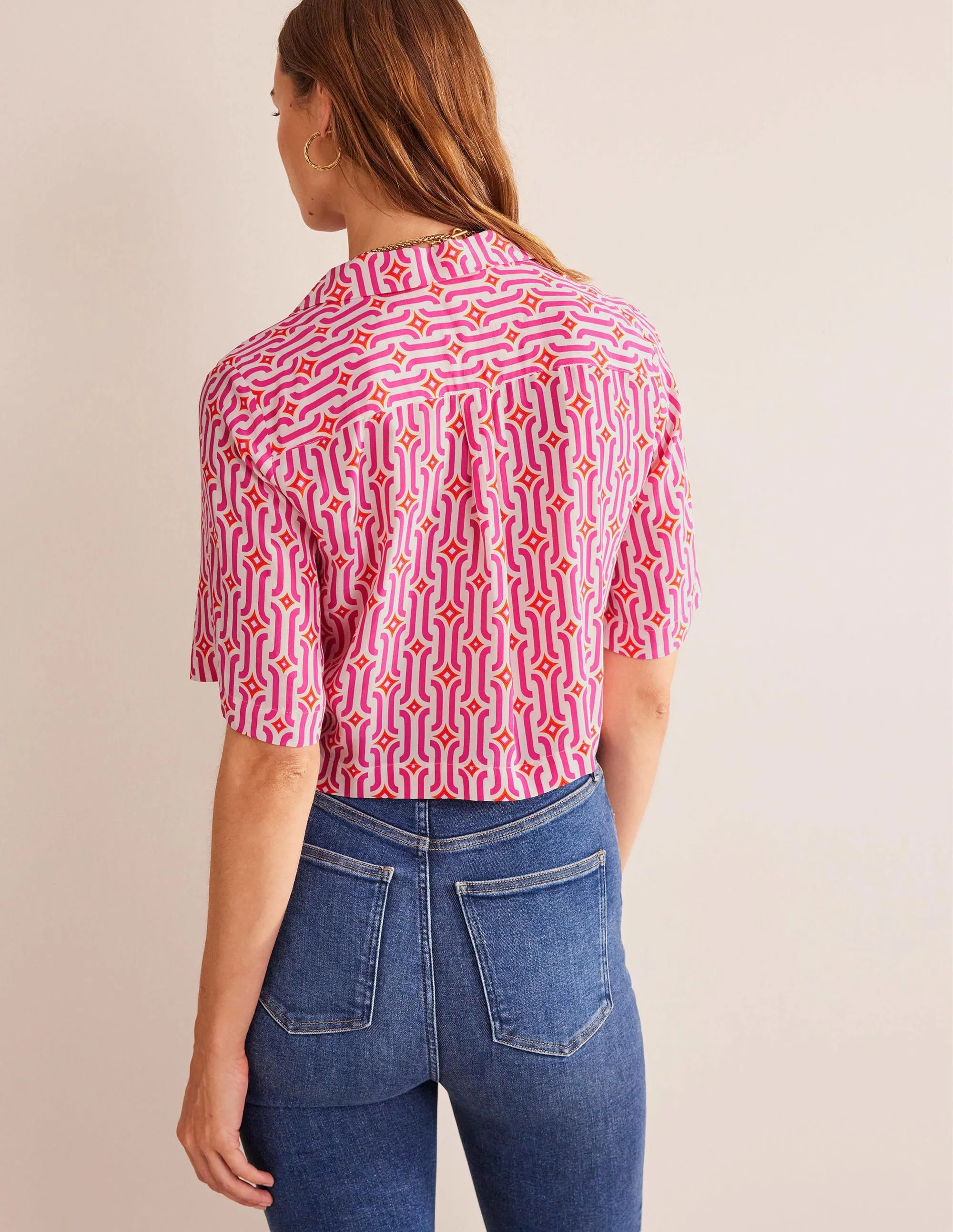 Cropped Revere Shirt-Festival Pink, Azure Geo