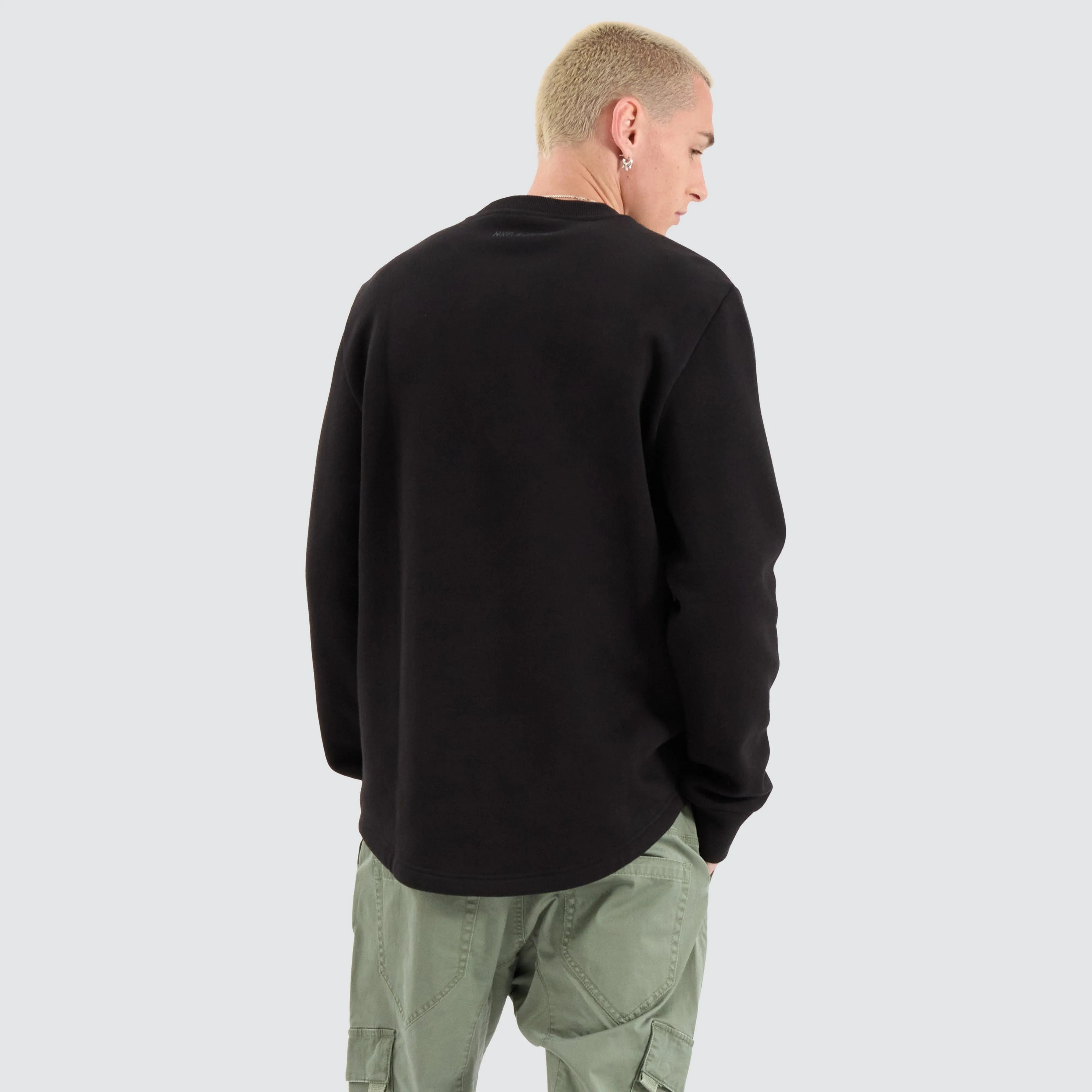 Fernie Dual Curved Sweater Jet Black