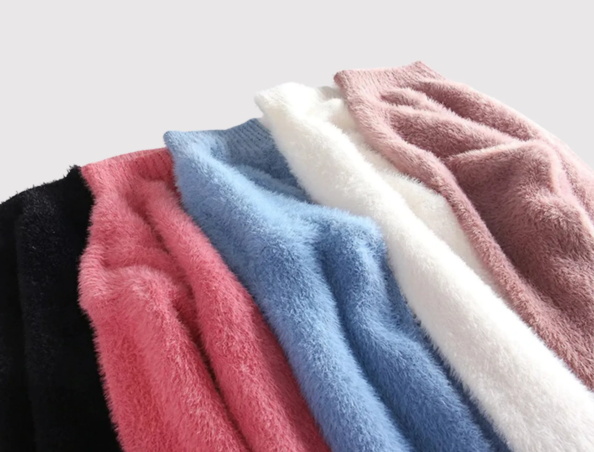 FLUFFY SWEATER