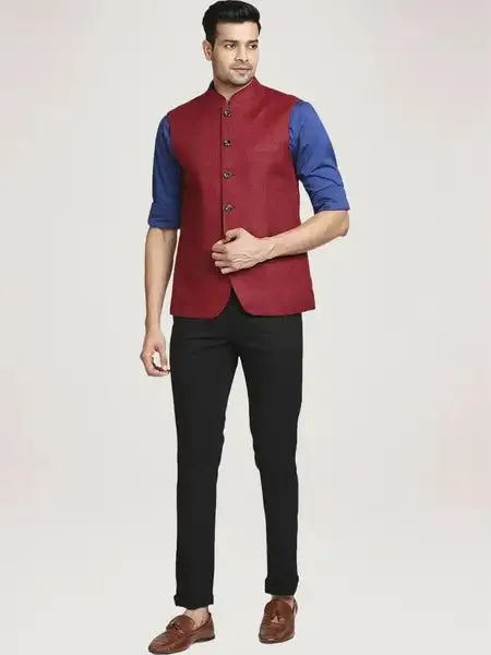 Men Red Tailored Fit Yarn Dyed Linen Jackets