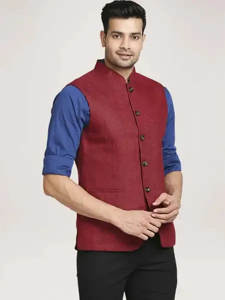 Men Red Tailored Fit Yarn Dyed Linen Jackets
