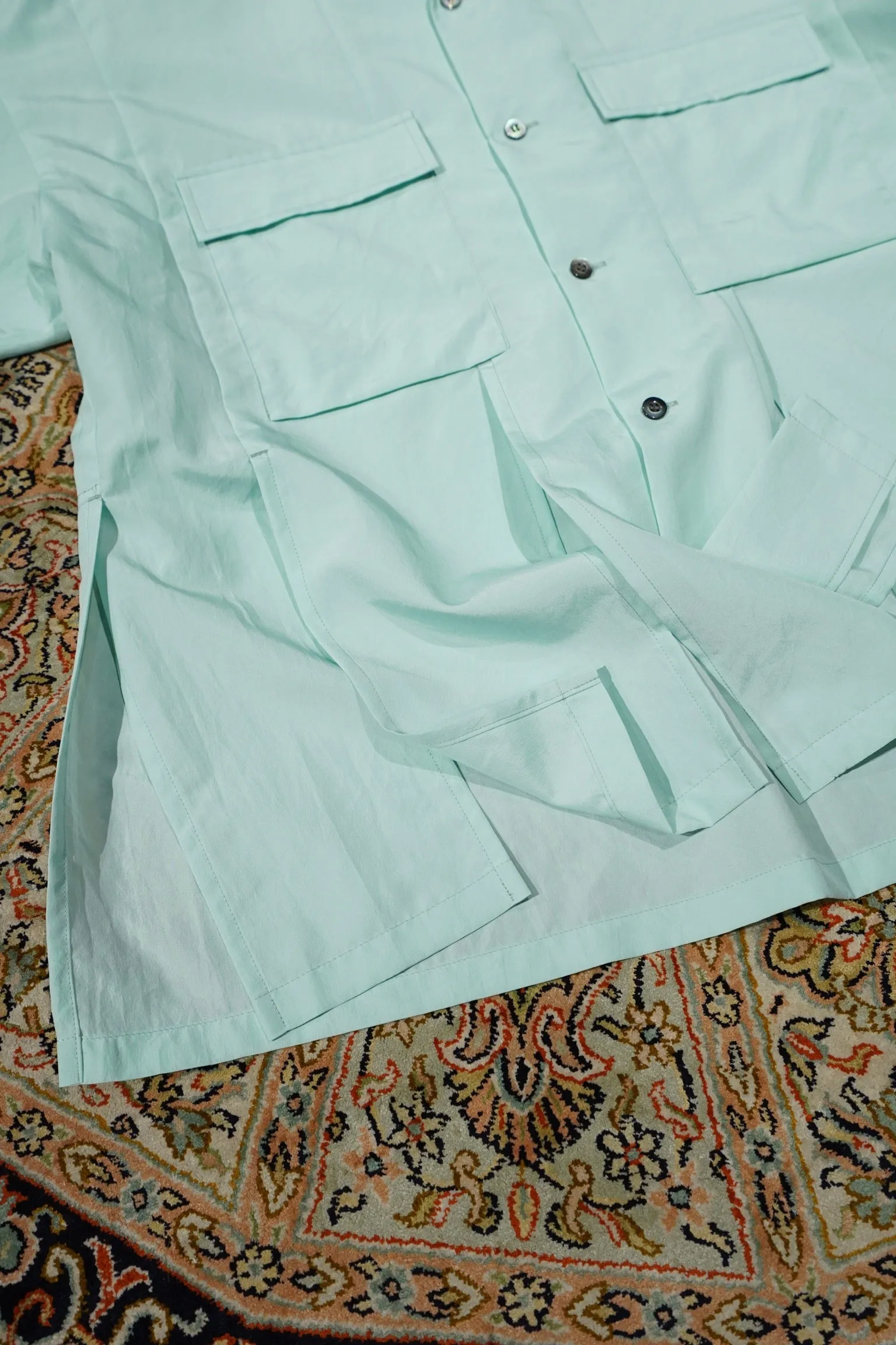 OPEN COLLAR SLIT SHIRT (MINT)