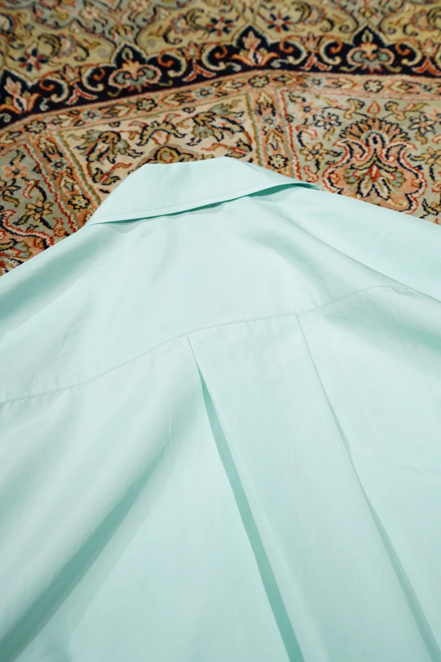 OPEN COLLAR SLIT SHIRT (MINT)
