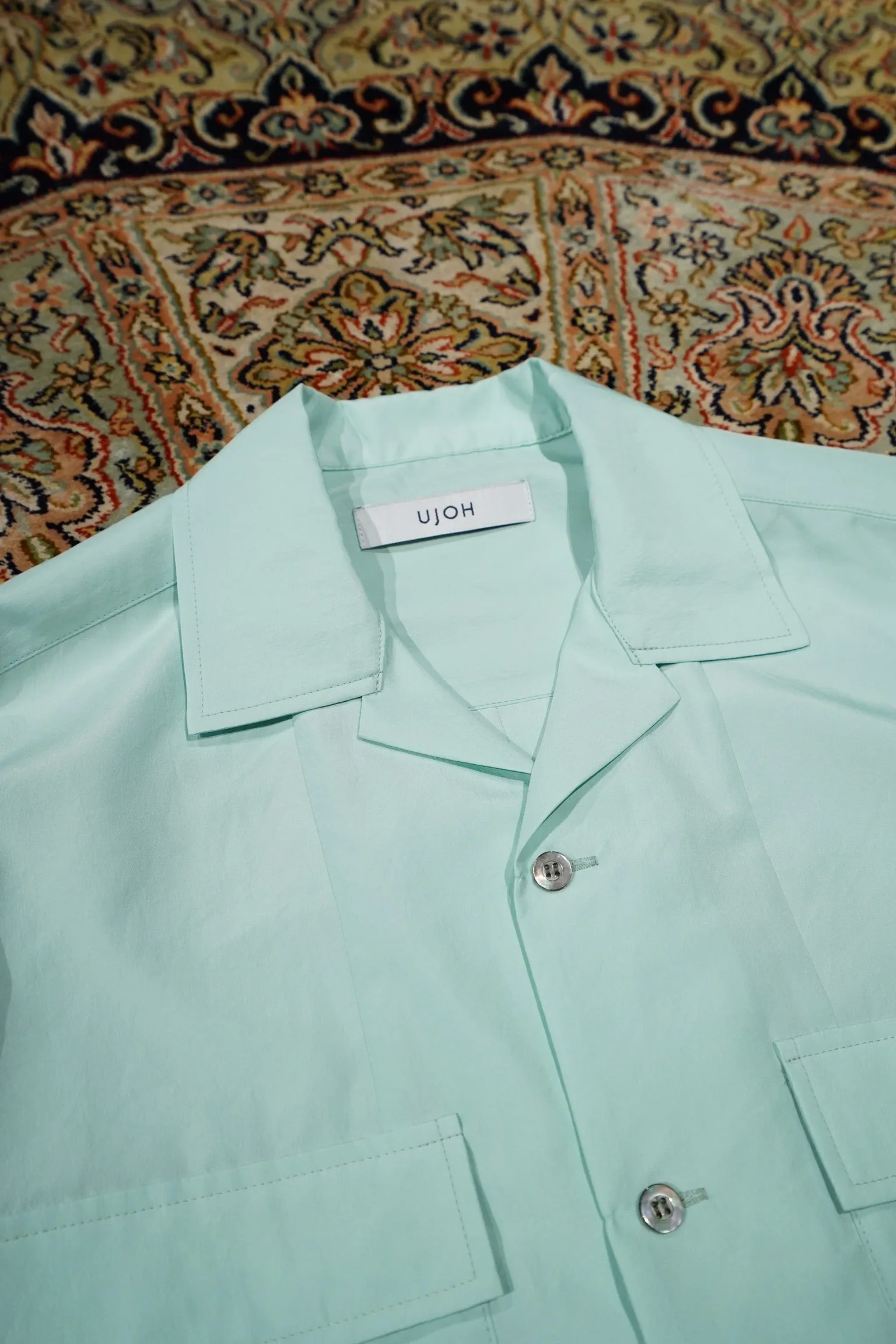 OPEN COLLAR SLIT SHIRT (MINT)