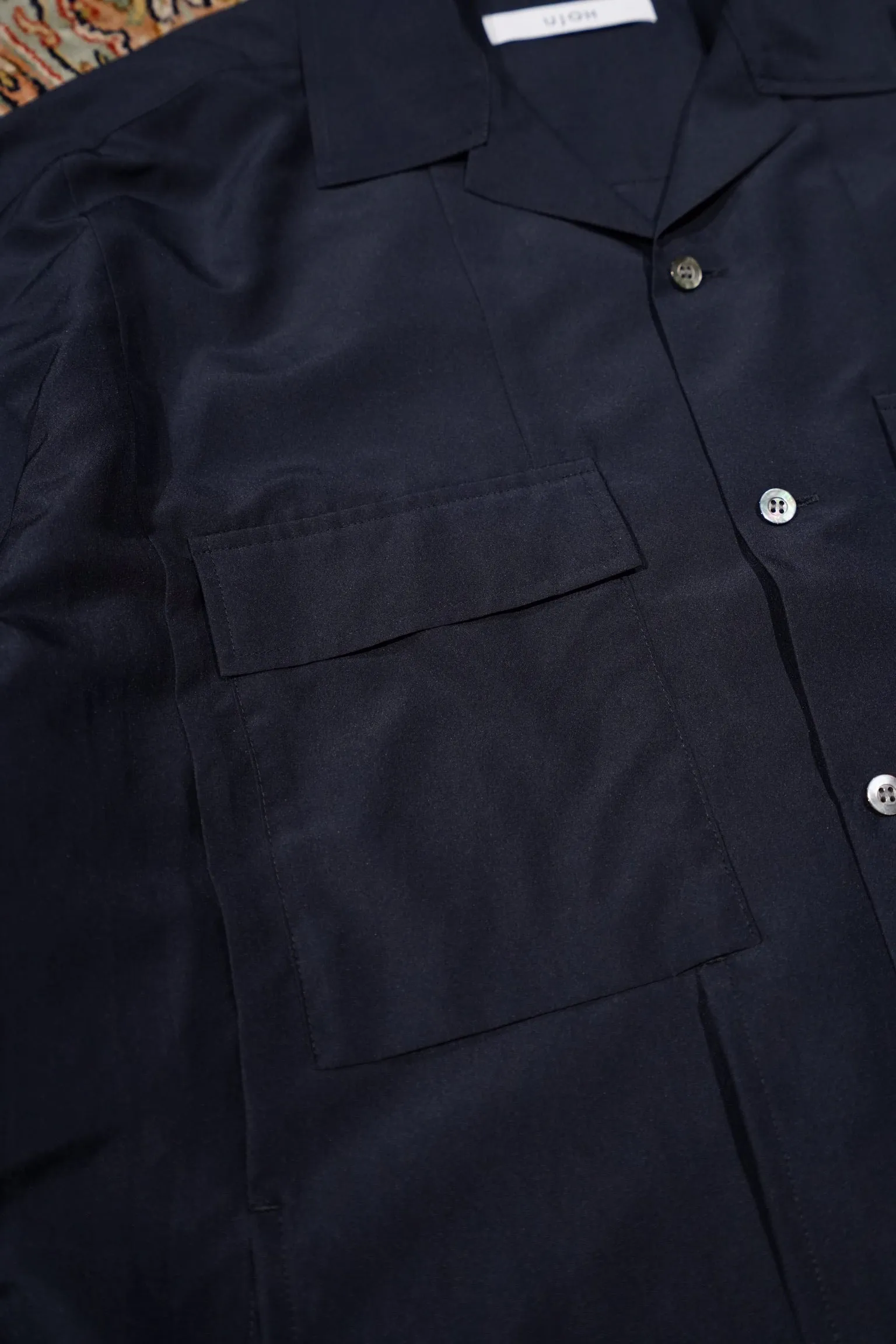 OPEN COLLAR SLIT SHIRT (NAVY)